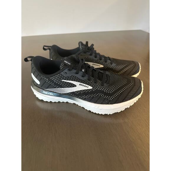 Brooks Revel 6 Road Running Shoes Black White Womens Sz 9.5 missing insoles - Picture 1 of 8